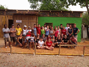 Construction maison ecologique au Nicaragua