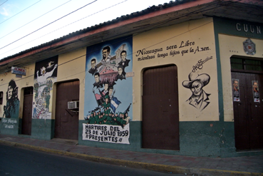 Ville et habitation de LEON AU NICARAGUA